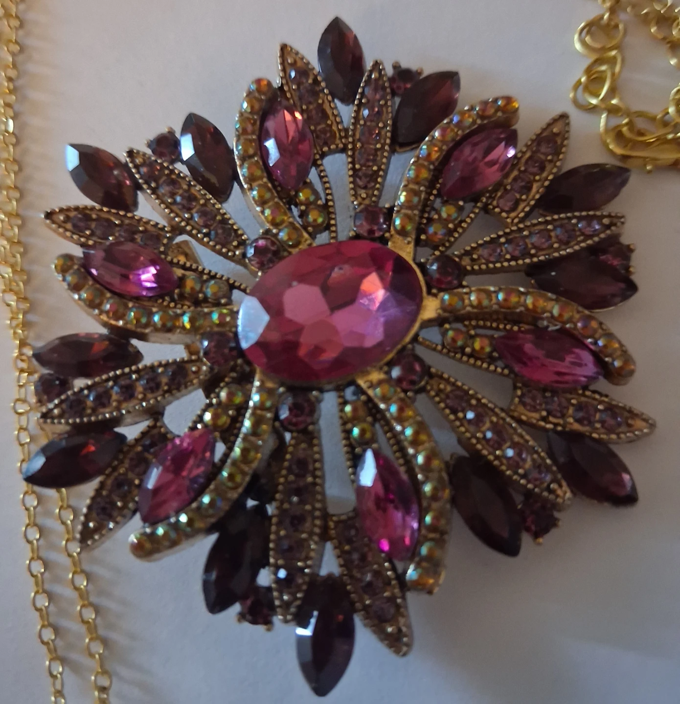 Crystal Pendant Necklace and Floral Brooch Set - photo 3