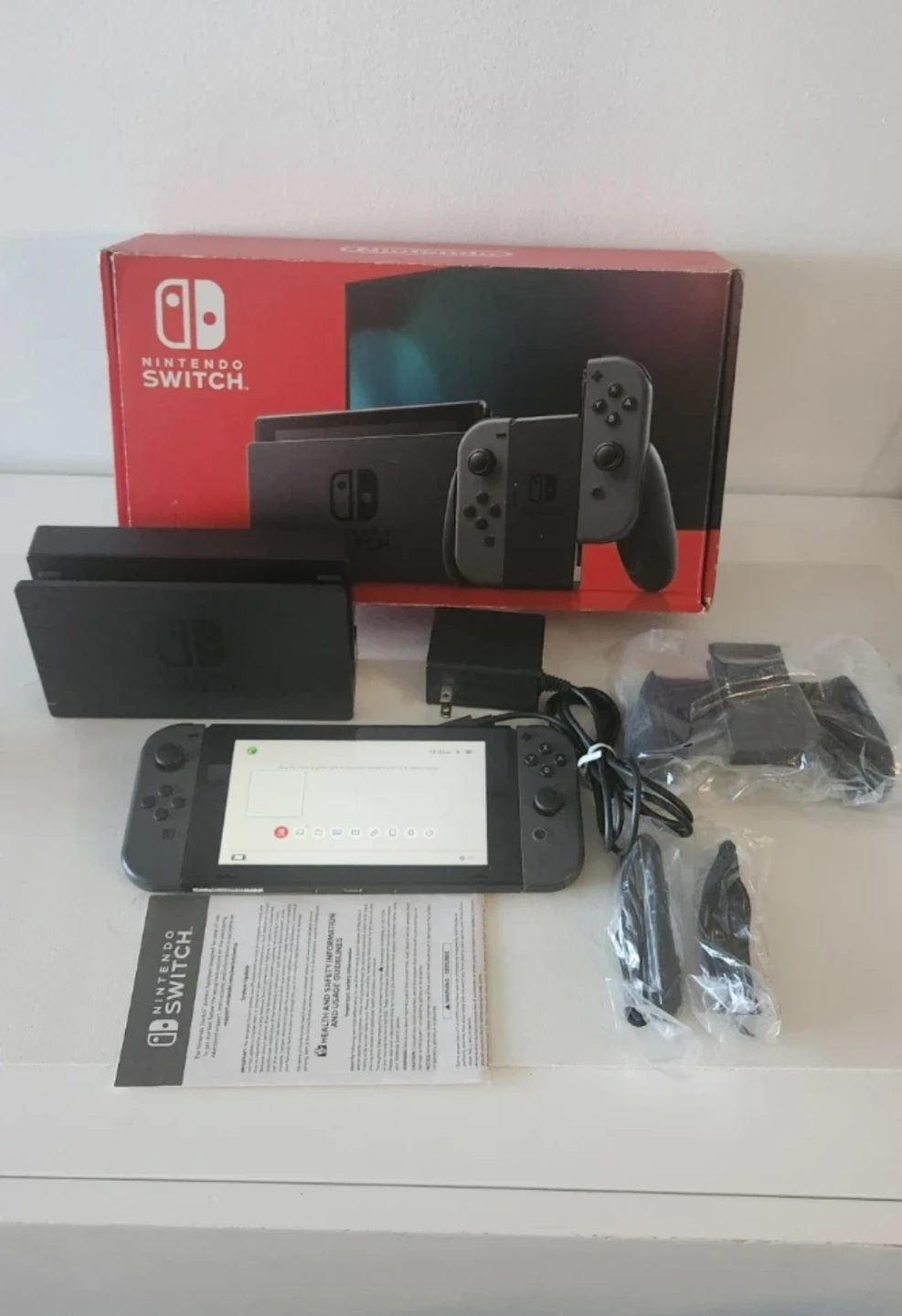 Nintendo Switch Console V1