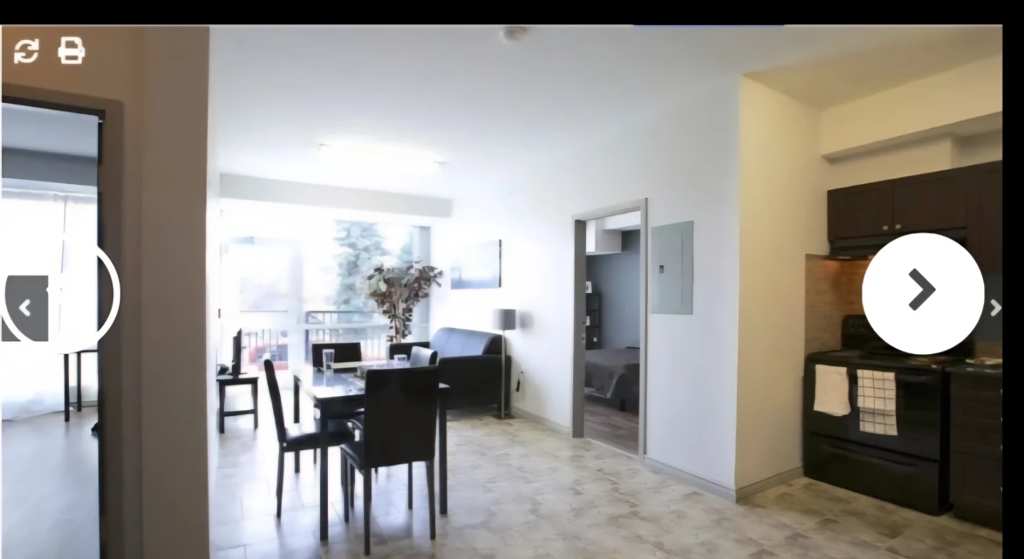 Spacious bedroom in a two bed two bath apartment - photo 2
