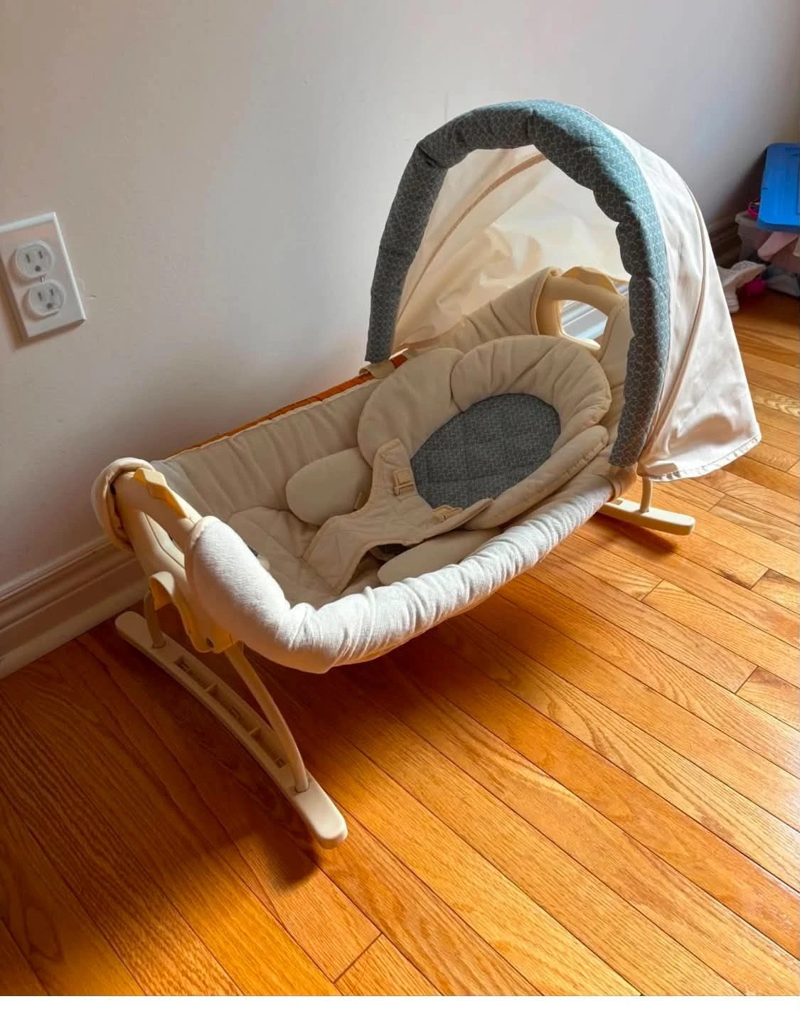 IKEA Sniglar Crib and Baby Rocker