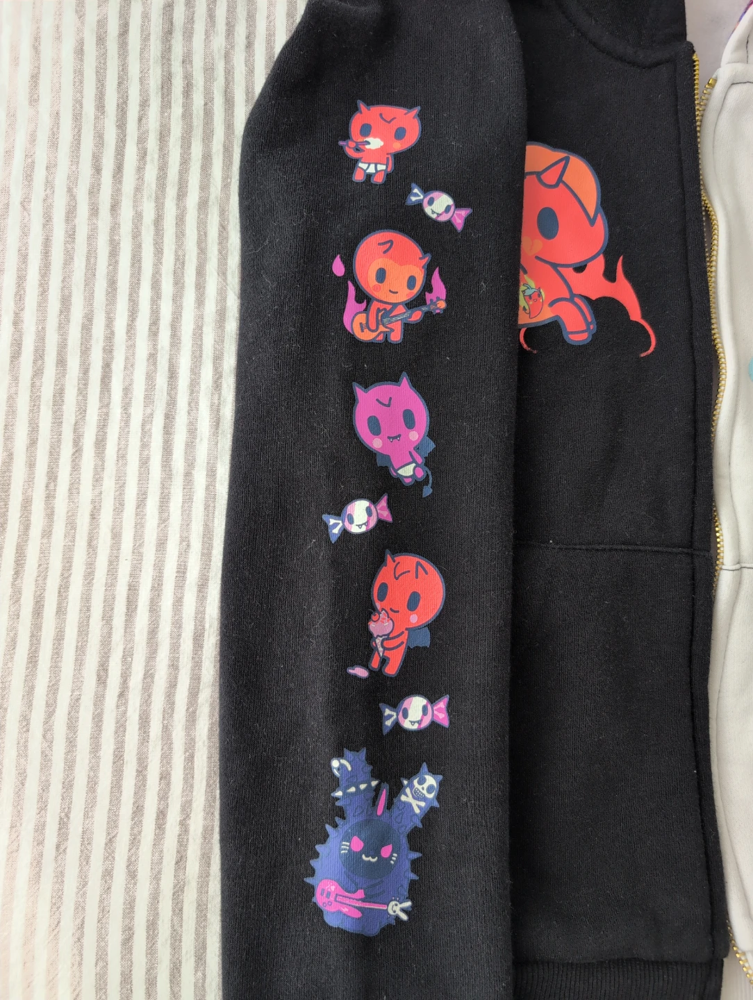 Tokidoki Split Design Full Zip Hoodie - photo 5