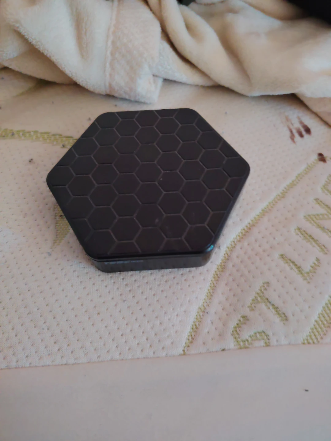Tanix TX6 Android TV Box