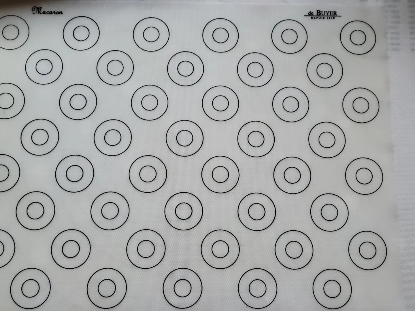 de Buyer Macaron Silicone Baking Mat