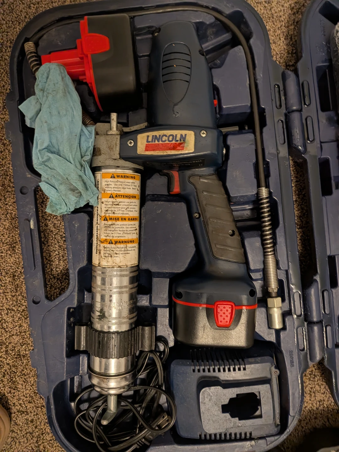 Lincoln Cordless Grease Gun