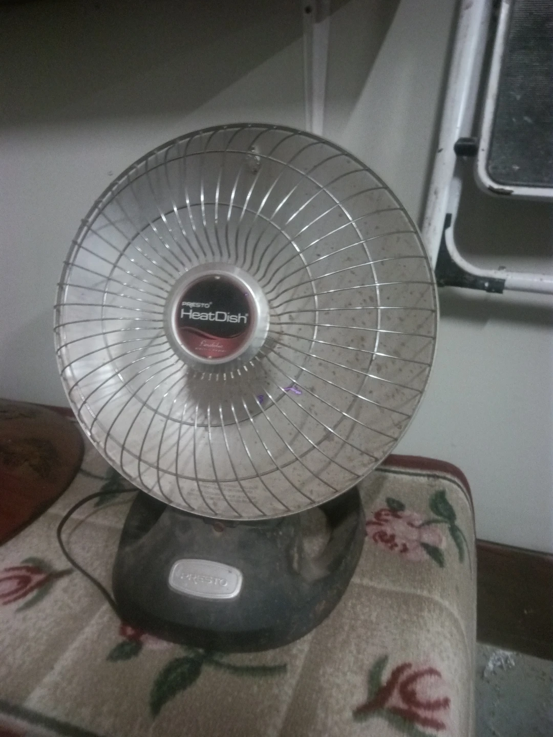 Presto HeatDish Electric Heater