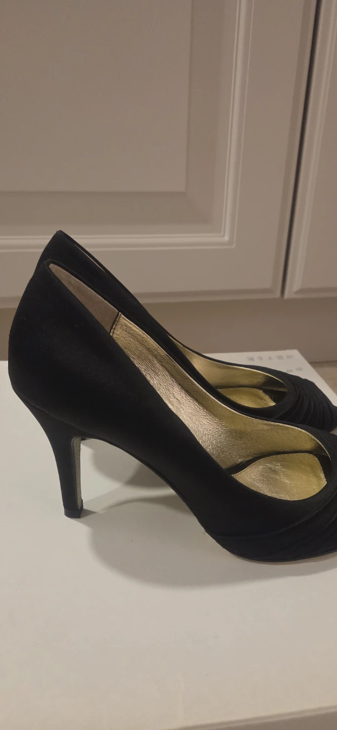 Adrianna Papell Black Peep Toe Heels - photo 3
