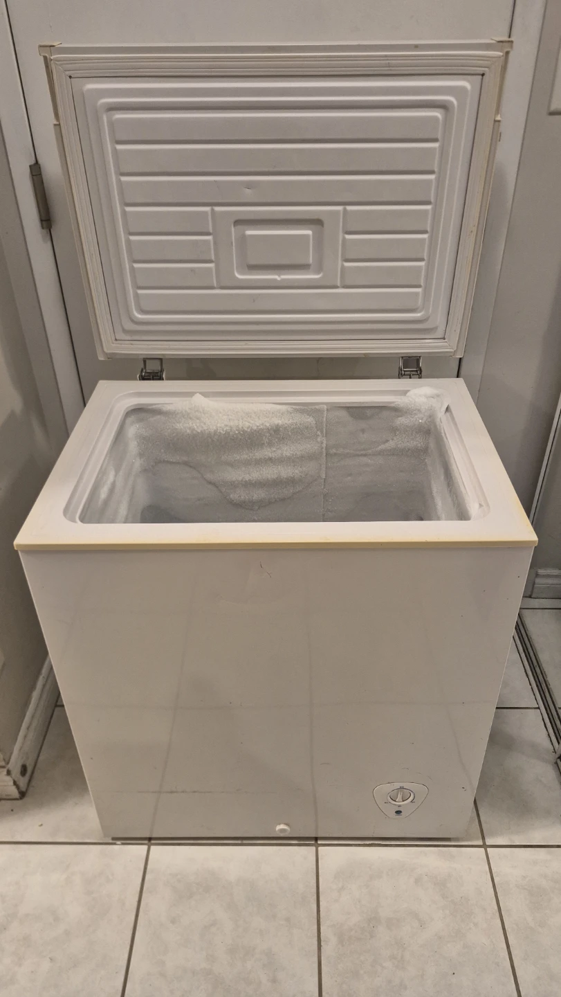 Frigidaire 5 Cu. Ft. Chest Freezer – $75 - photo 2