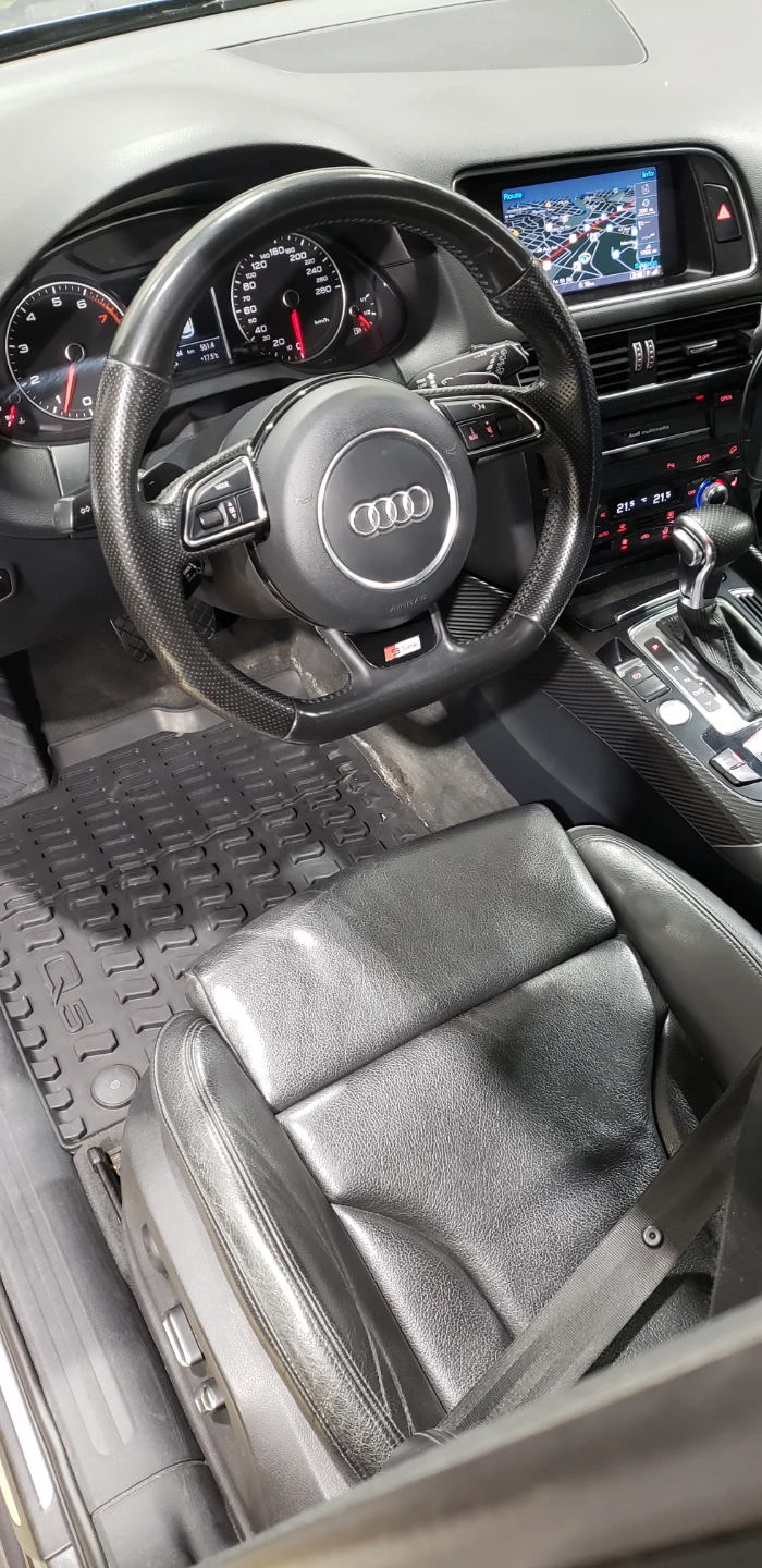 Mechanic at dealer owned 2013 Q5 S line - photo 3