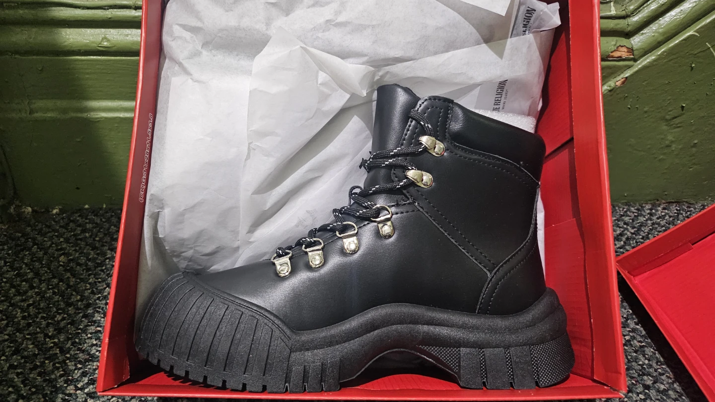 True Religion TR-CHRIS-S Black Boots Size 9