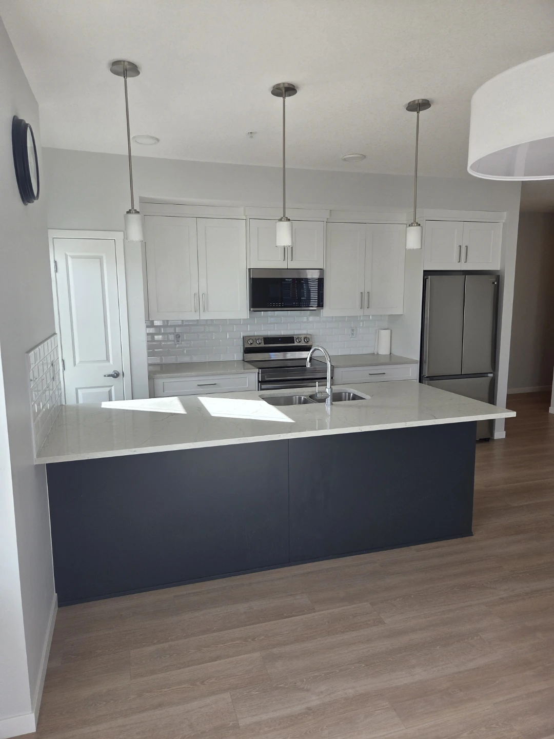 3 Bedroom Condo for rent - photo 4