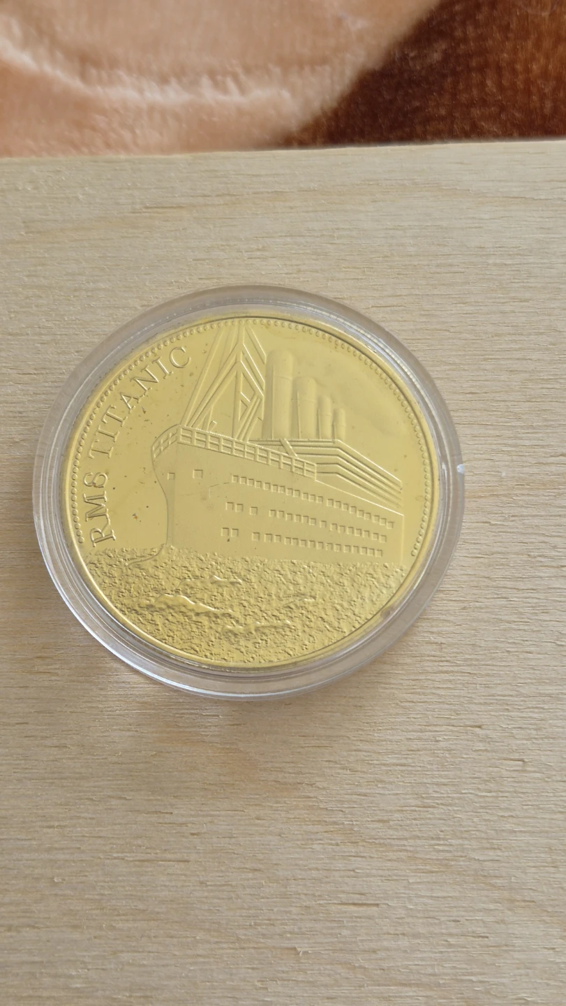 RMS Titanic Commemorative Coin
