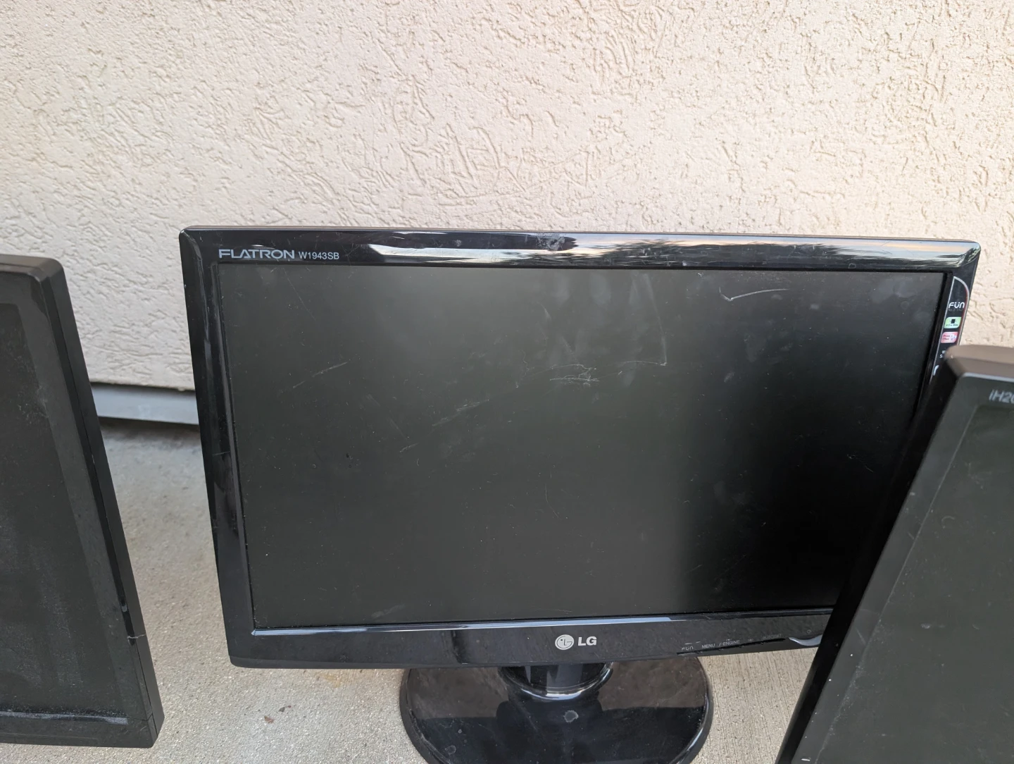 Computer Monitors 20" - photo 4