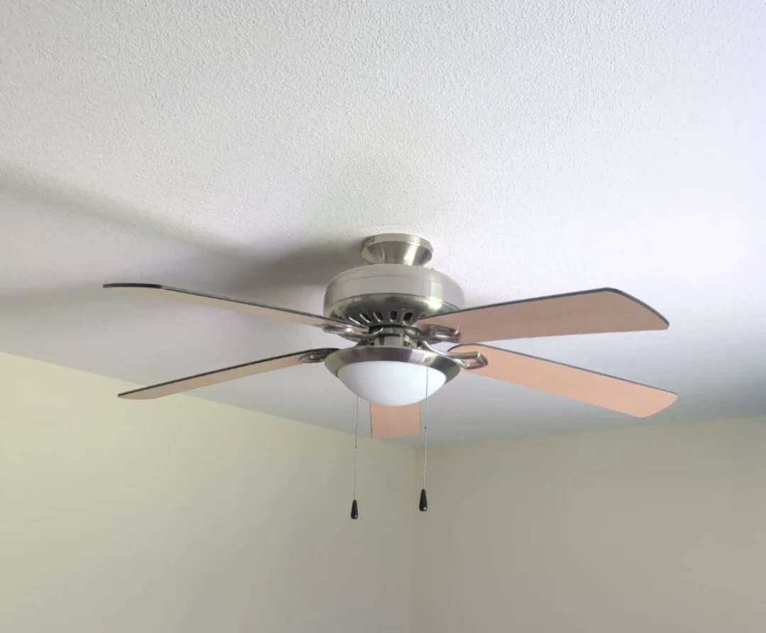 52" Brushed Nickel Ceiling Fan with Light/ Reversible Blades kit - photo 2
