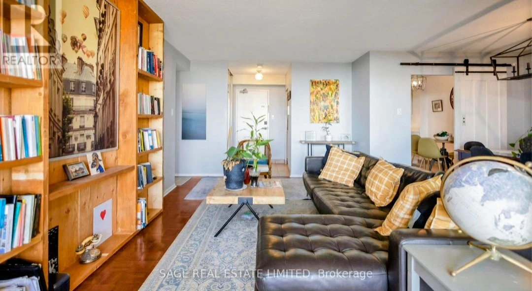 ETOBICOKE CONDO FOR SALE — SPACE, COMFORT & CONVENIENCE! - photo 3