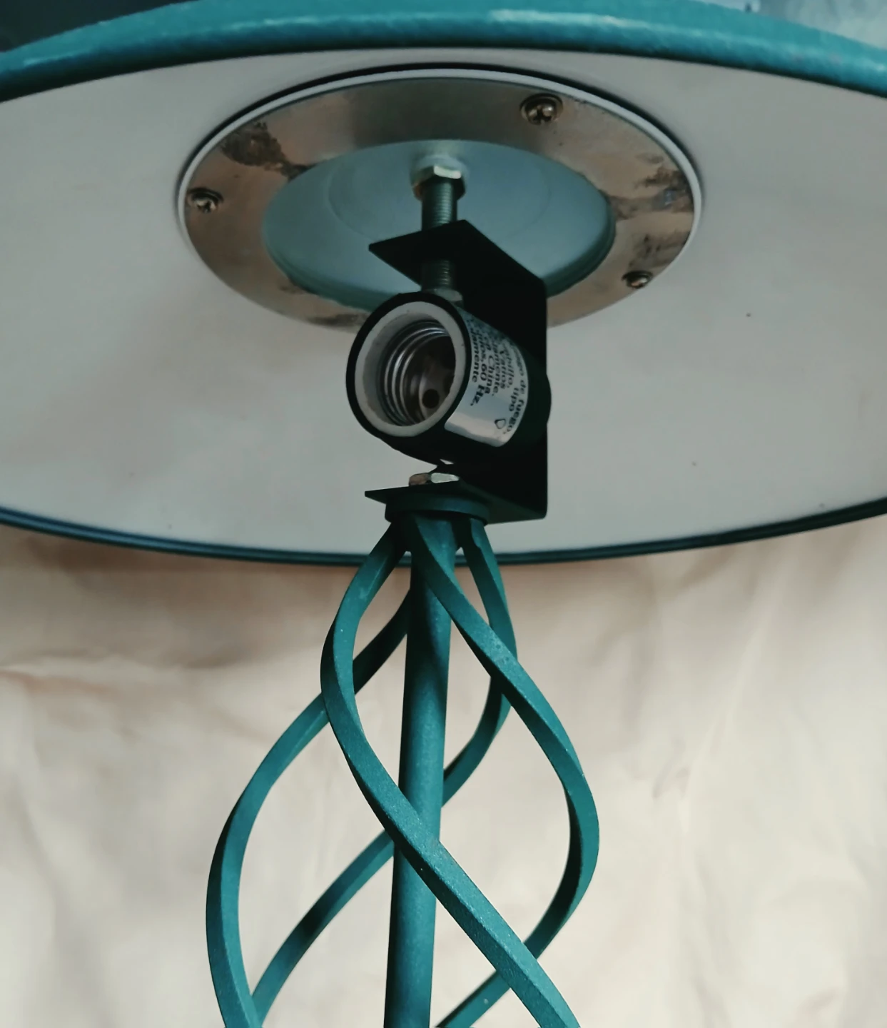 Teal Spiral Metal Table Lamp