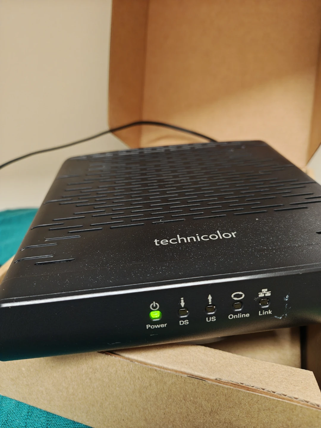 ⚡Flash Sale! 50% OFF -  Cable Modem : Technicolor TC4350🔸LikeNew
