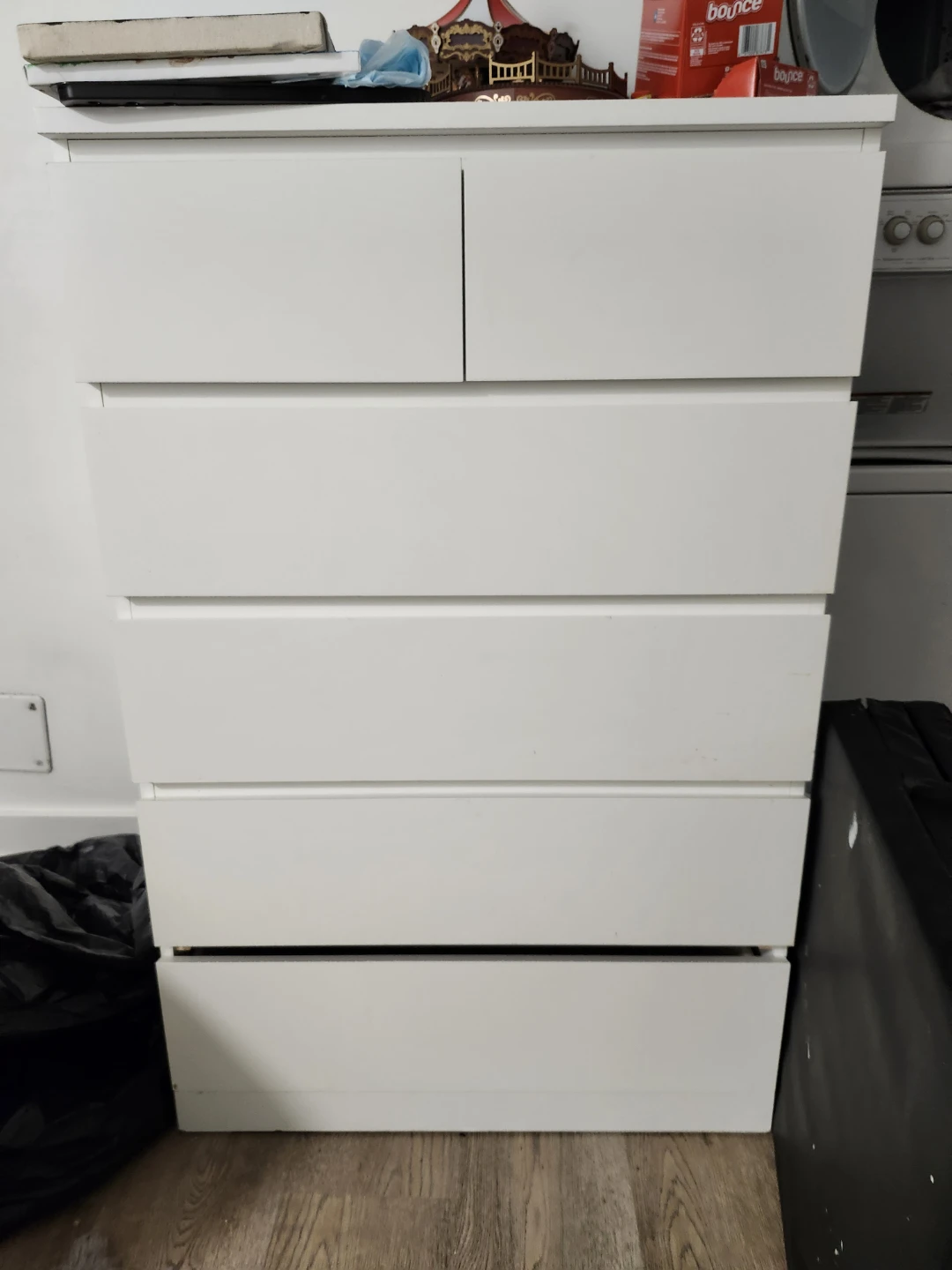 White 6-Drawer Chest - photo 2