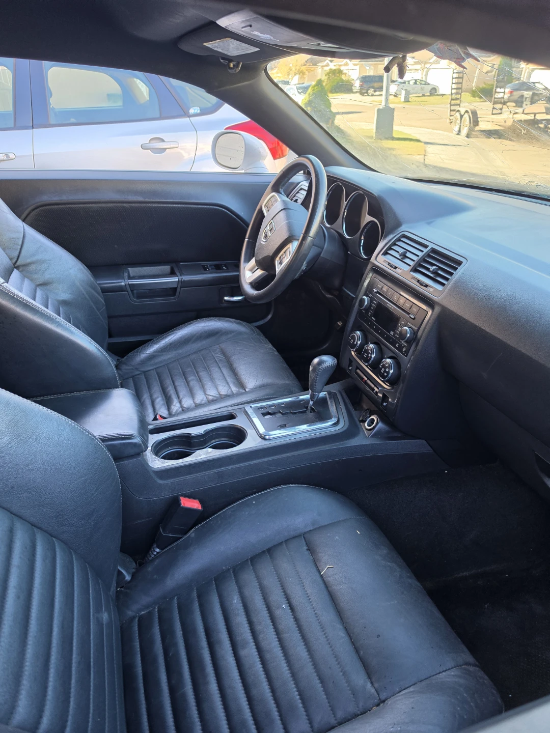 Dodge Challenger - photo 4