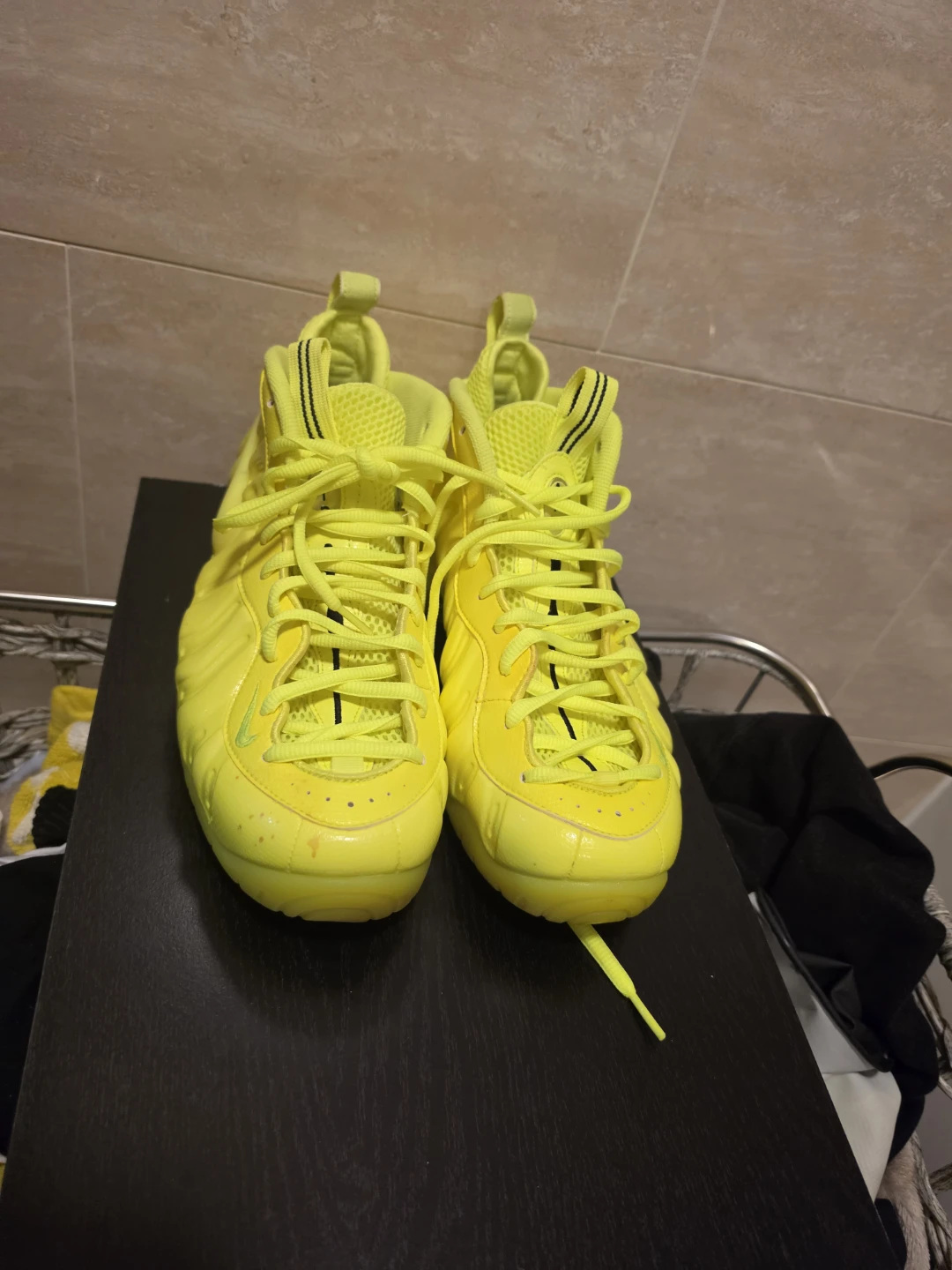 Nike Air Foamposite One Volt