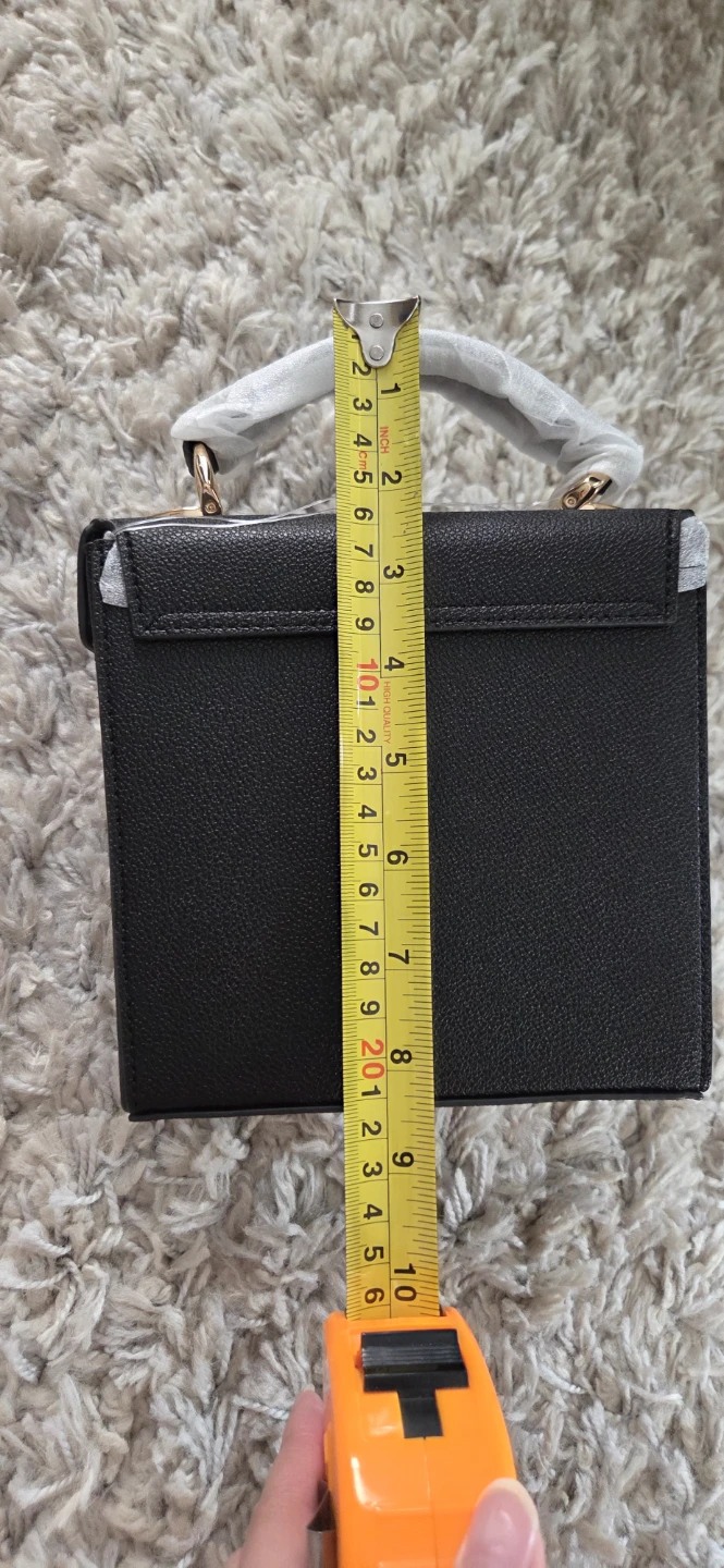 Charles & Keith Disney Bucket Bag - photo 5