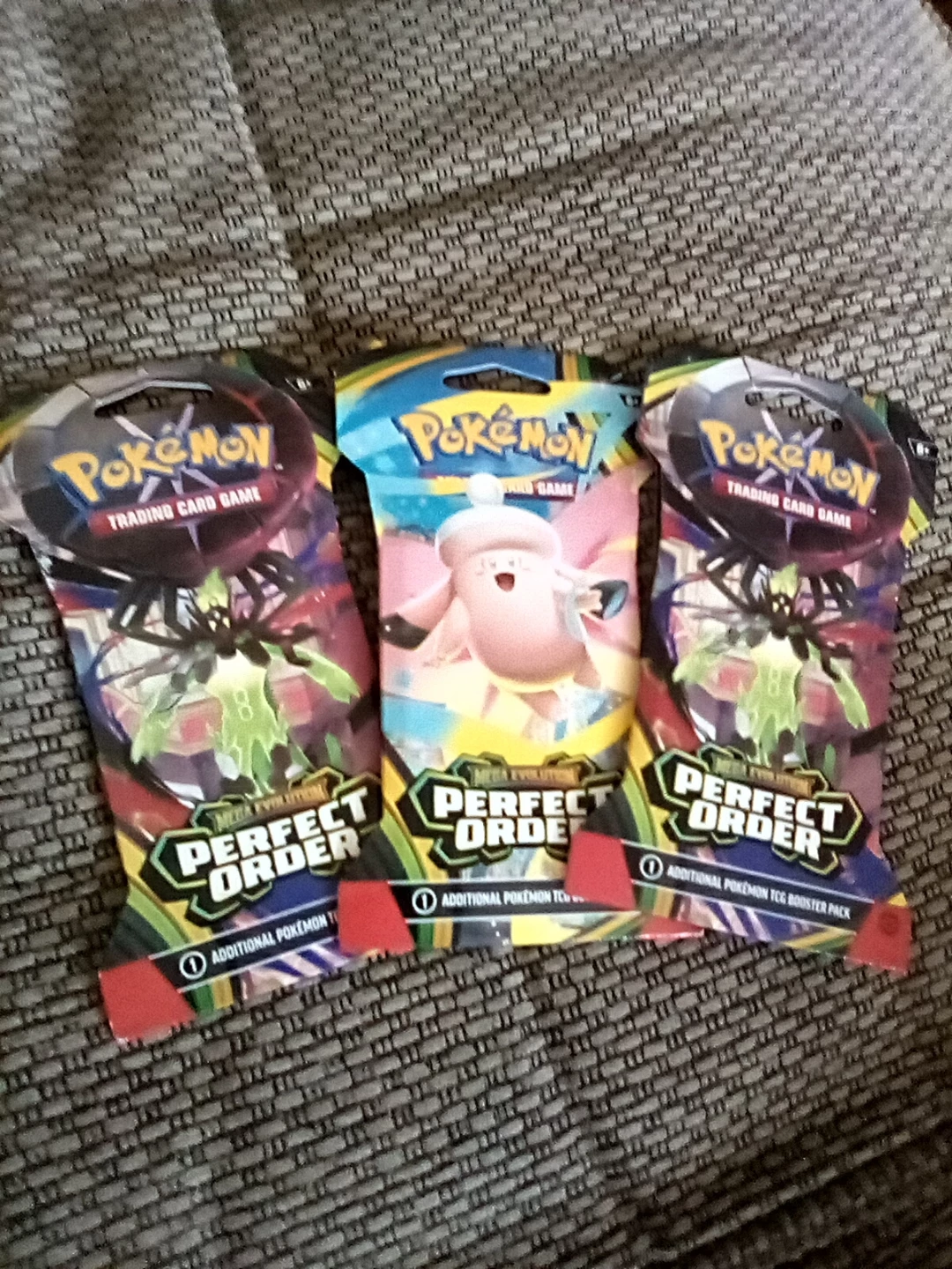 3 Pokemon Trading Card Game Booster Packs