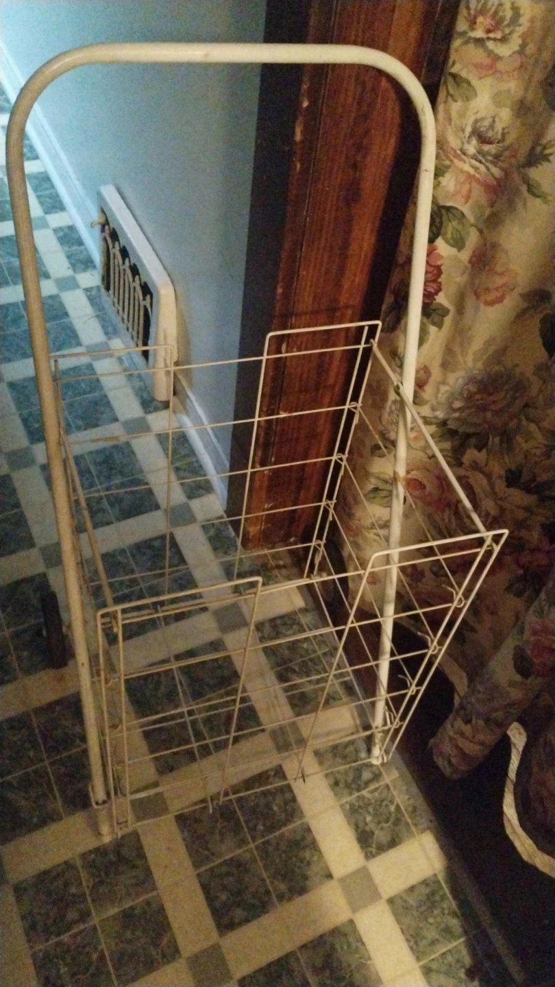White Metal bundle buggy