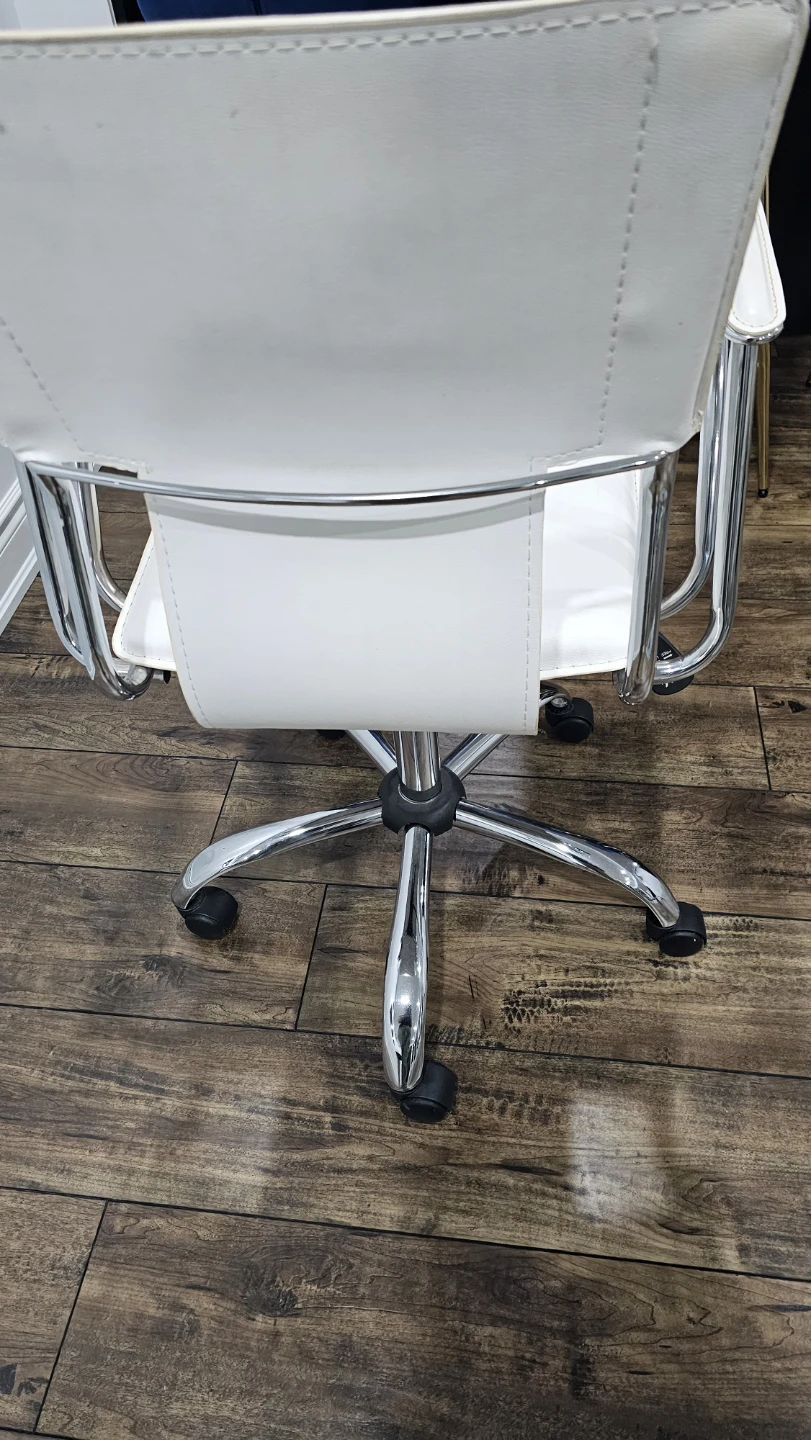 White leather office desk chair - photo 3