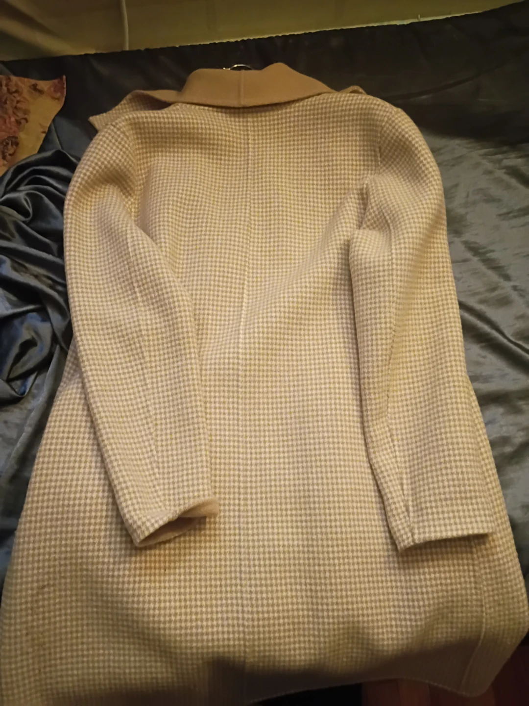 Elie Tahari Houndstooth Wool Coat - photo 2