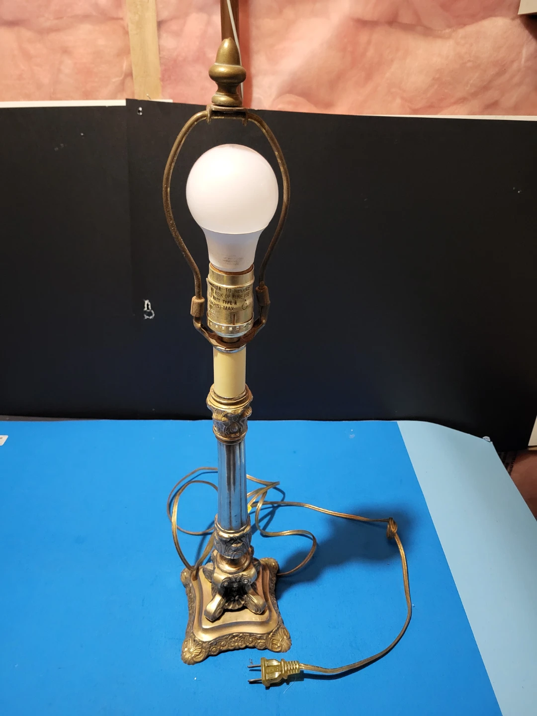 Heavy Vintage Ornate Brass Table Lamp