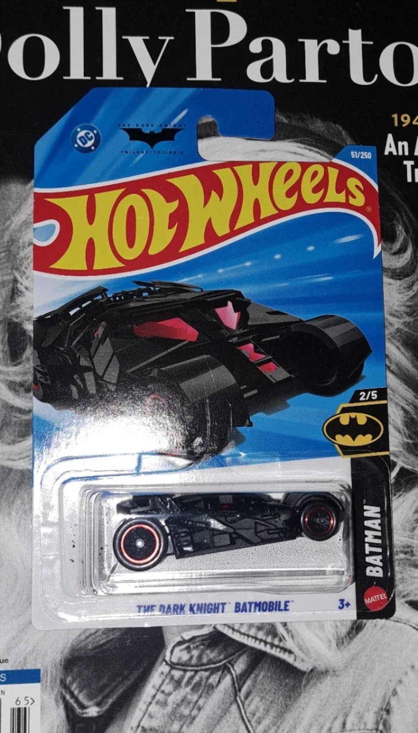 Hot Wheels The Dark Knight Batmobile - photo 2
