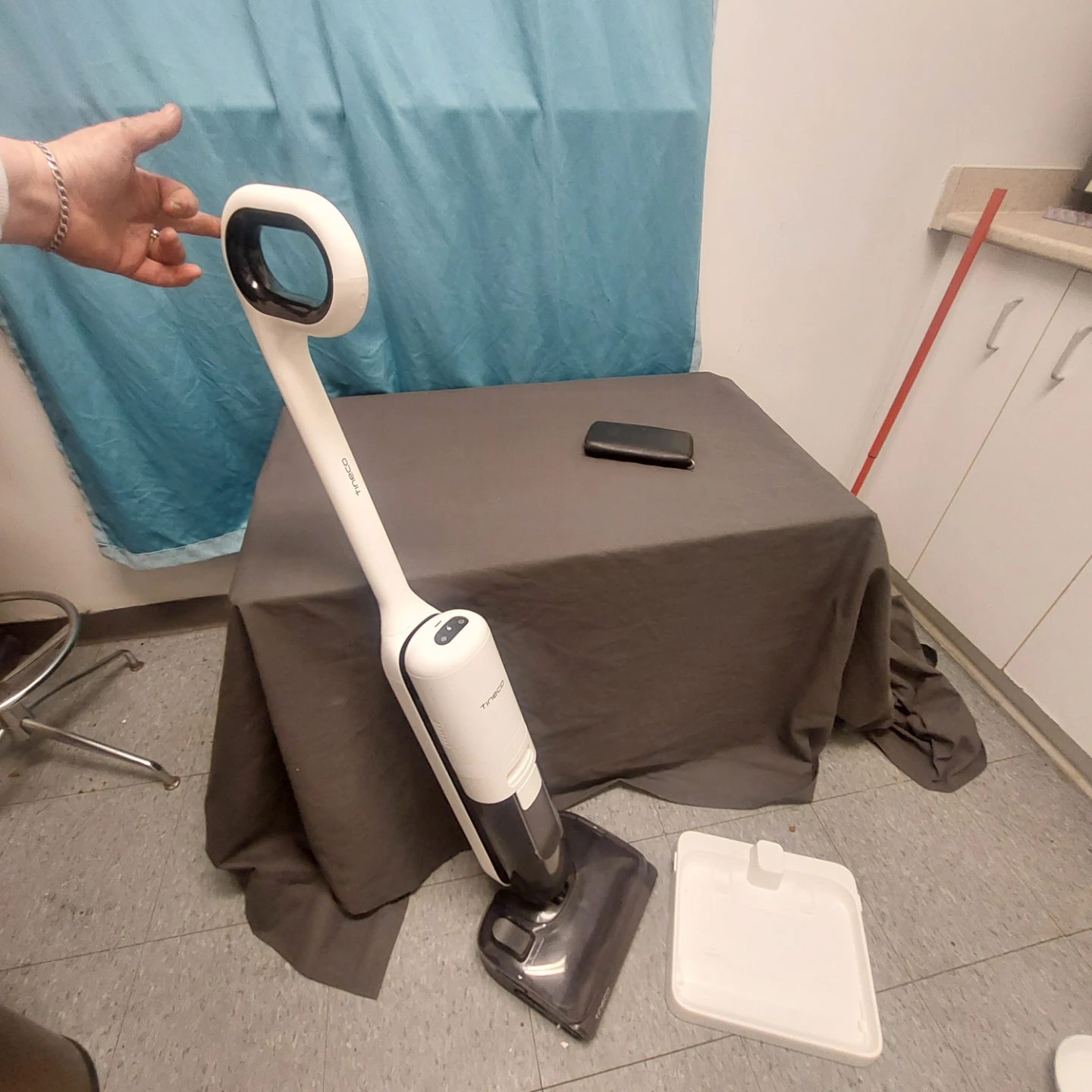 Tineco Cordless Wet Dry Vacuum - photo 4