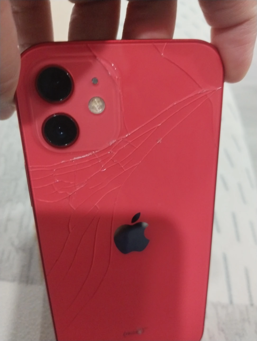 iPhone 12 64GB Red – Cracked Back Glass, Works Properly - photo 5