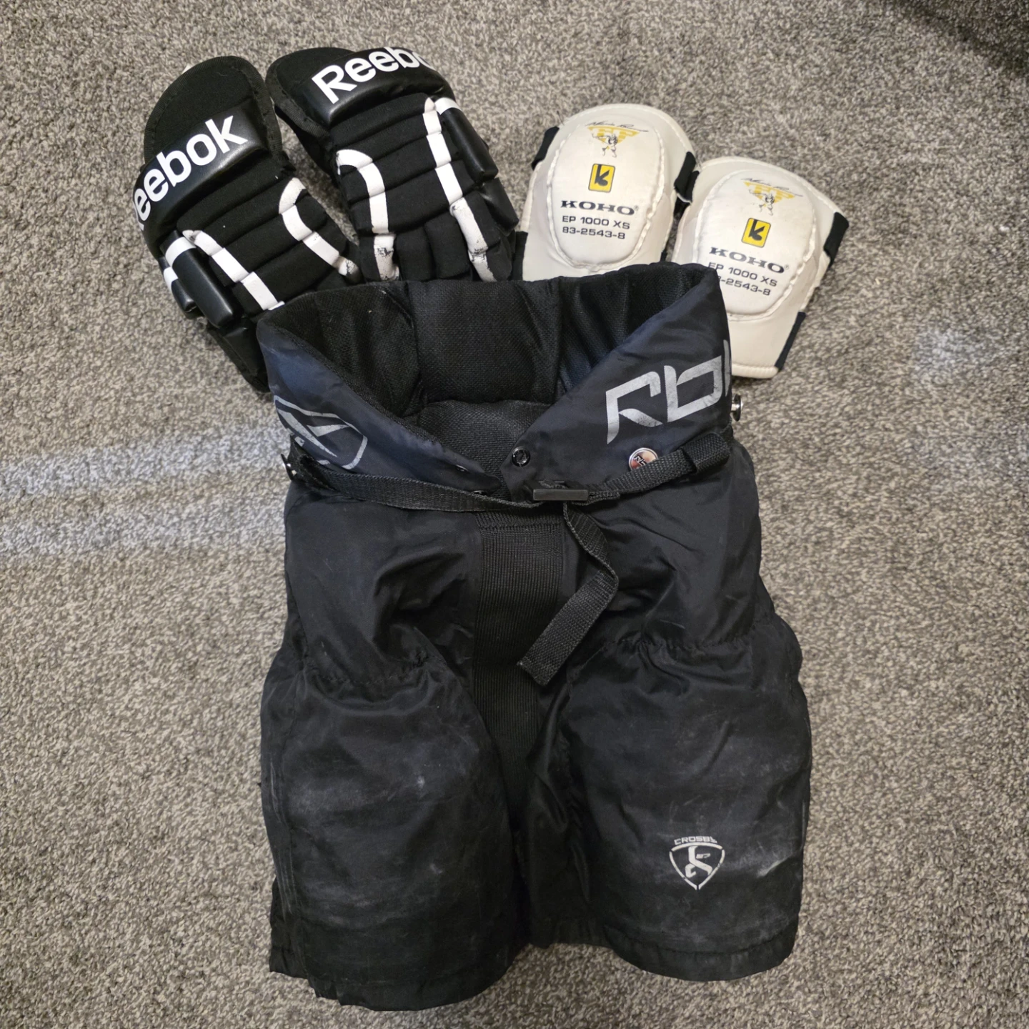 Youth Hockey Gear Bundle: Reebok and Koho 3 pieces