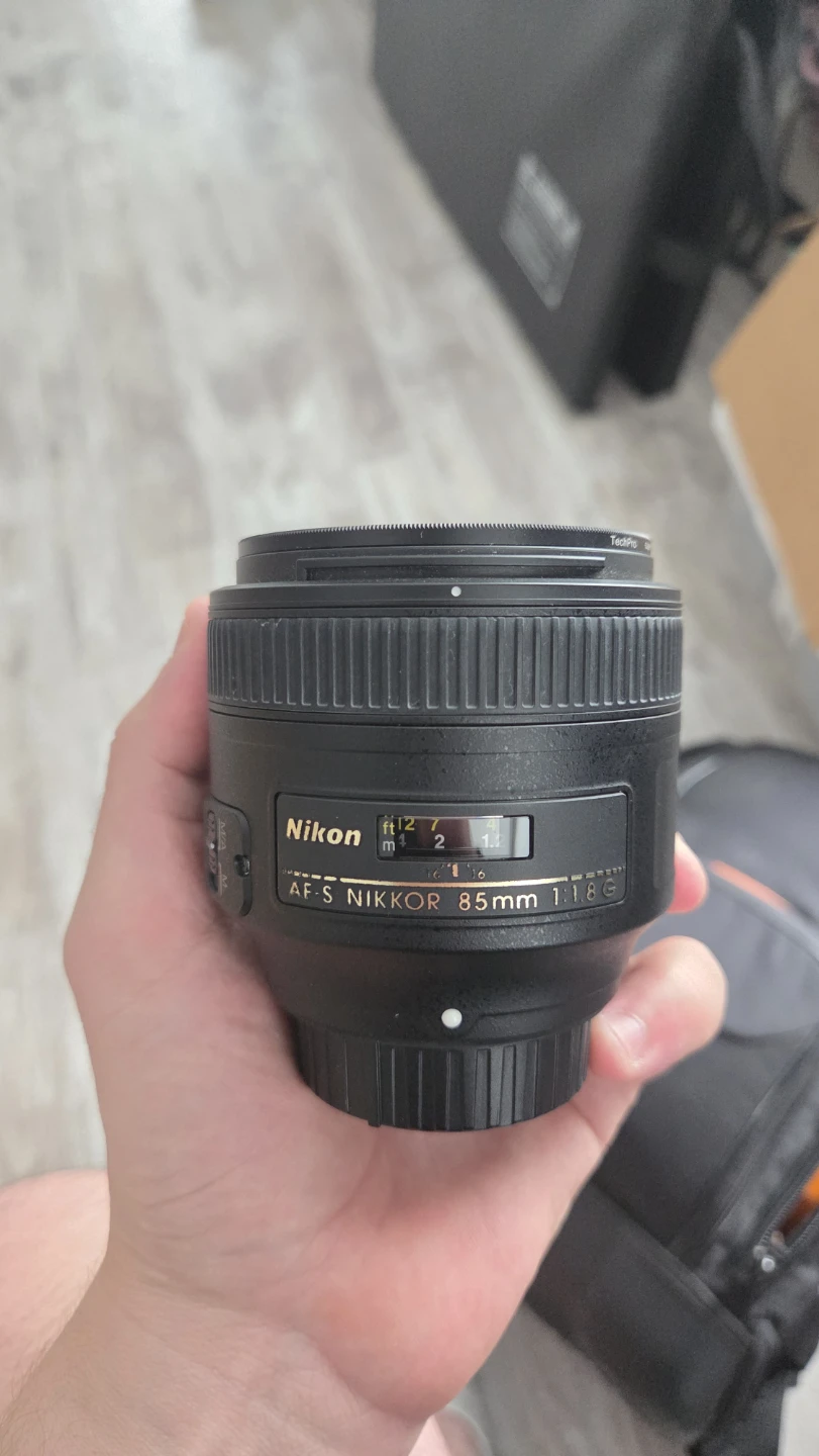 Nikon AF-S NIKKOR 85mm f/1.8G Lens