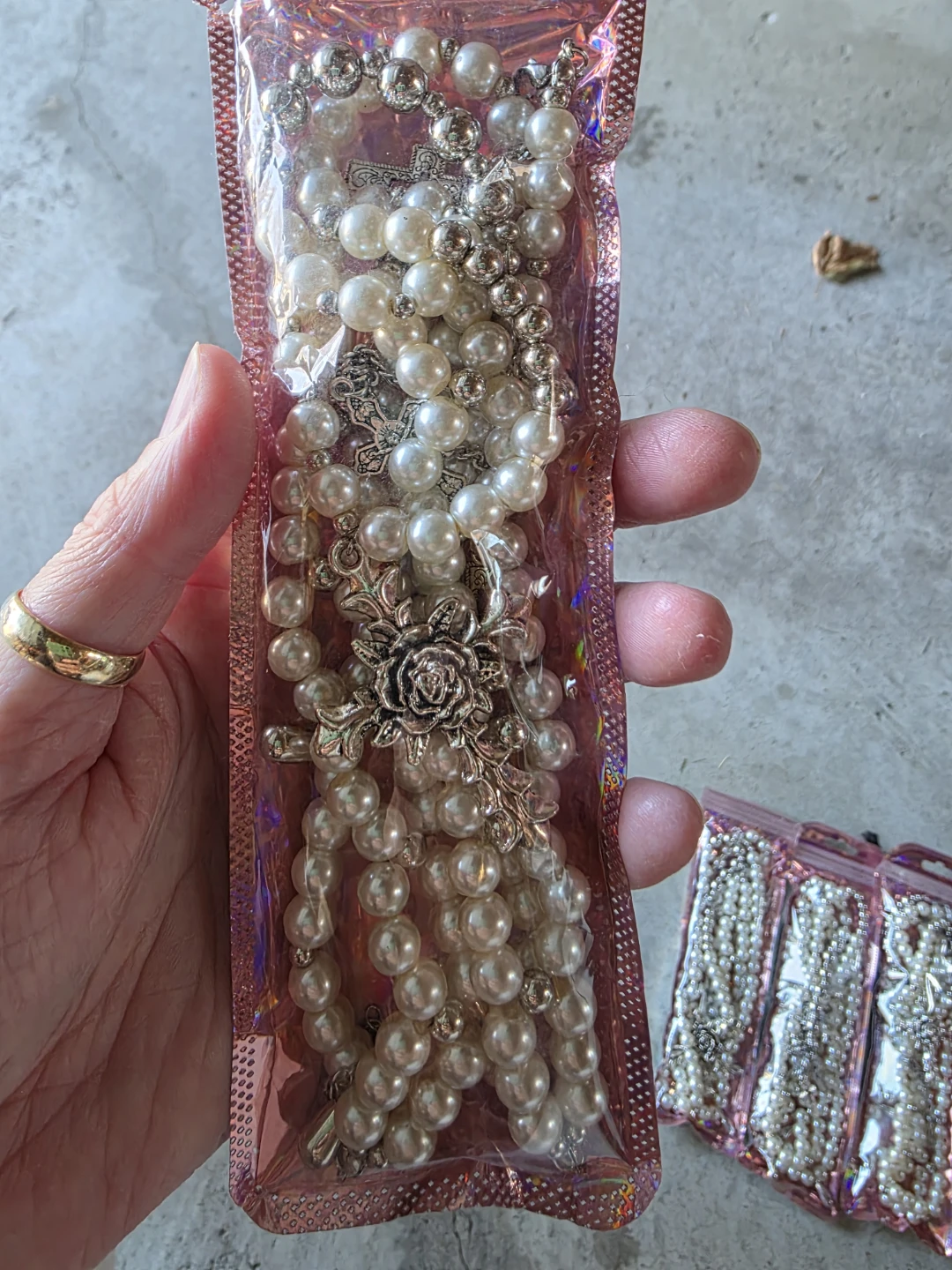 BNIP rosary prayer necklace or flower style necklace - photo 2