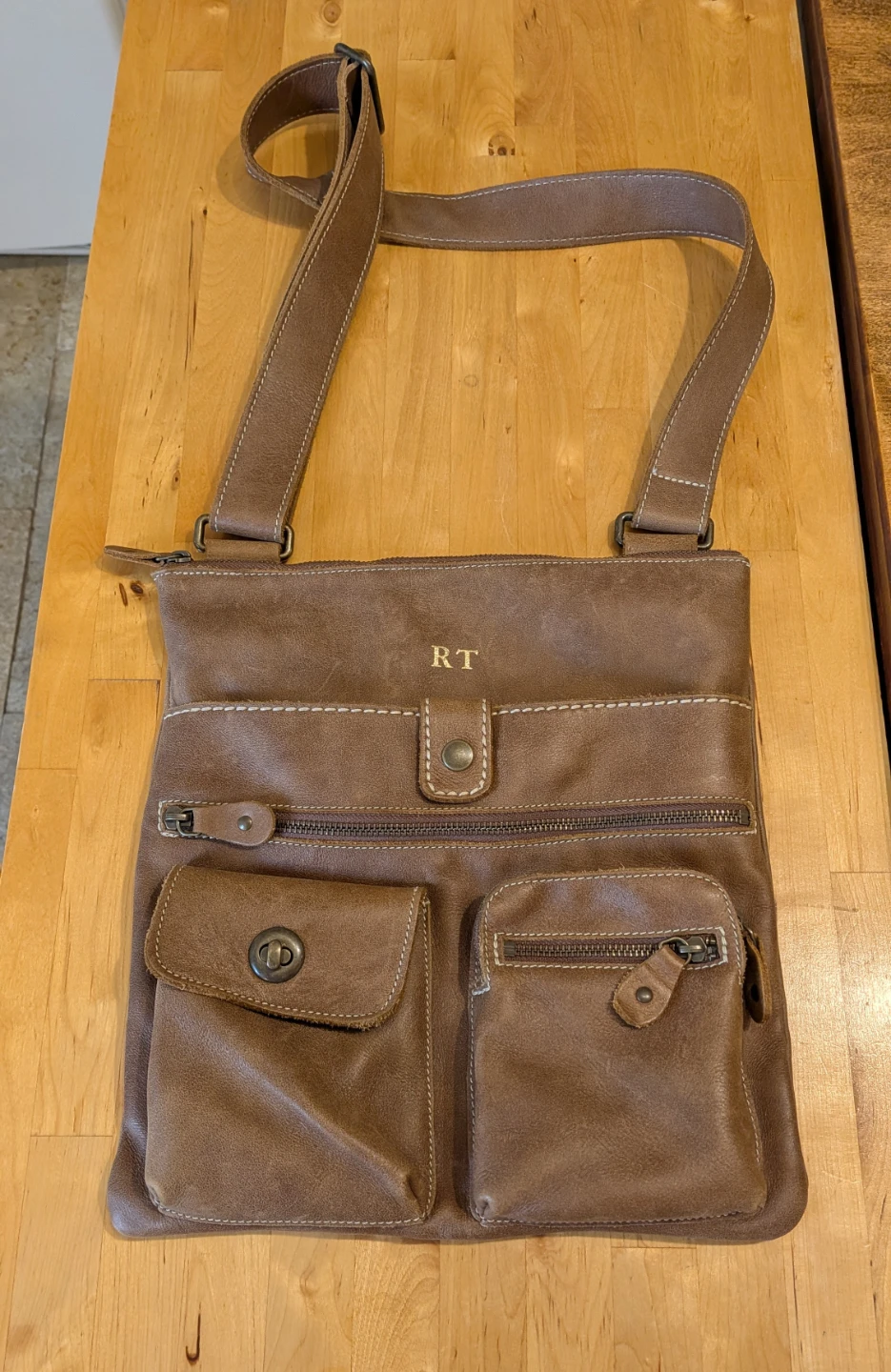 Roots Canada Villager Tan Leather Multi Pocket Crossbody Bag