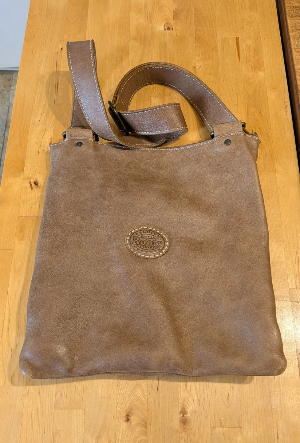 Roots Canada Villager Tan Leather Multi Pocket Crossbody Bag - photo 2