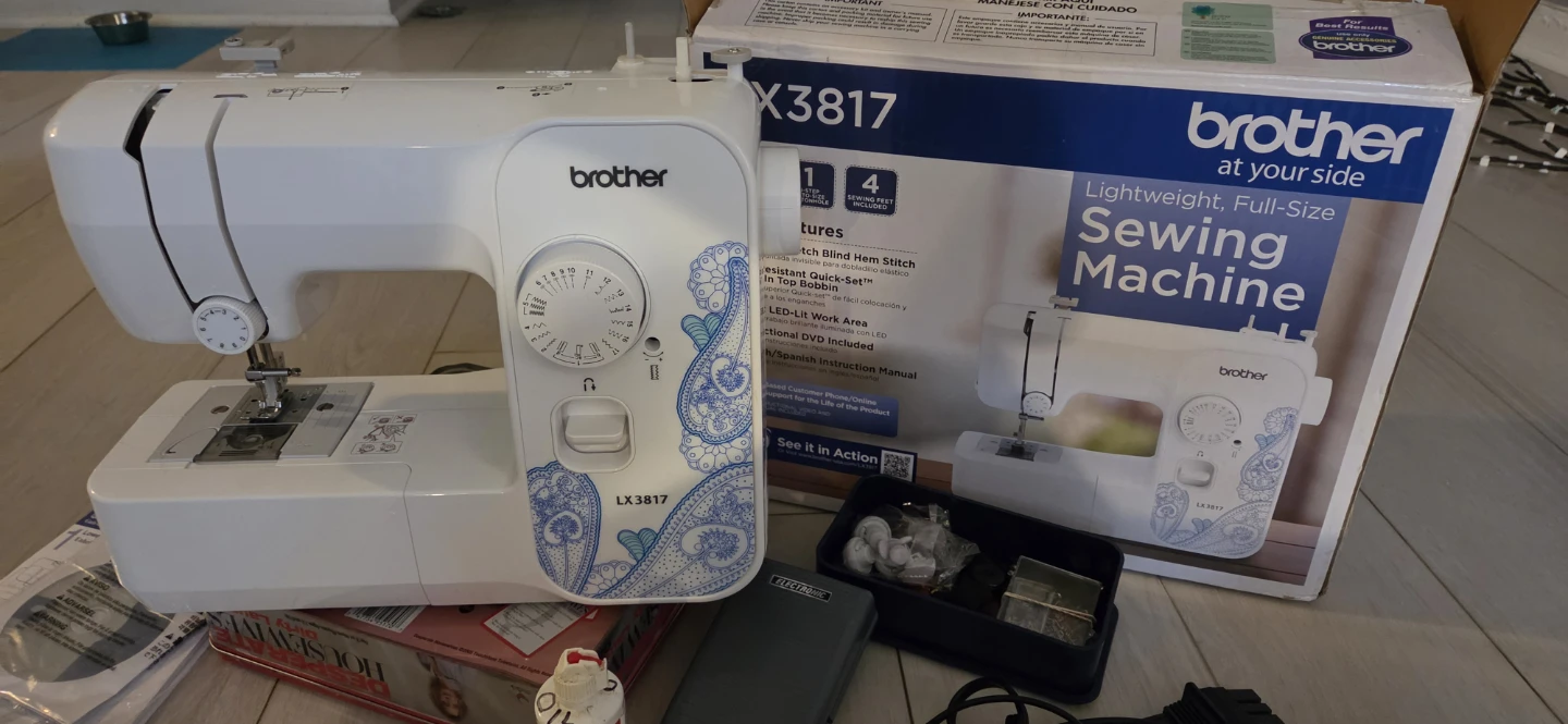Brother LX3817 Sewing Machine - photo 4
