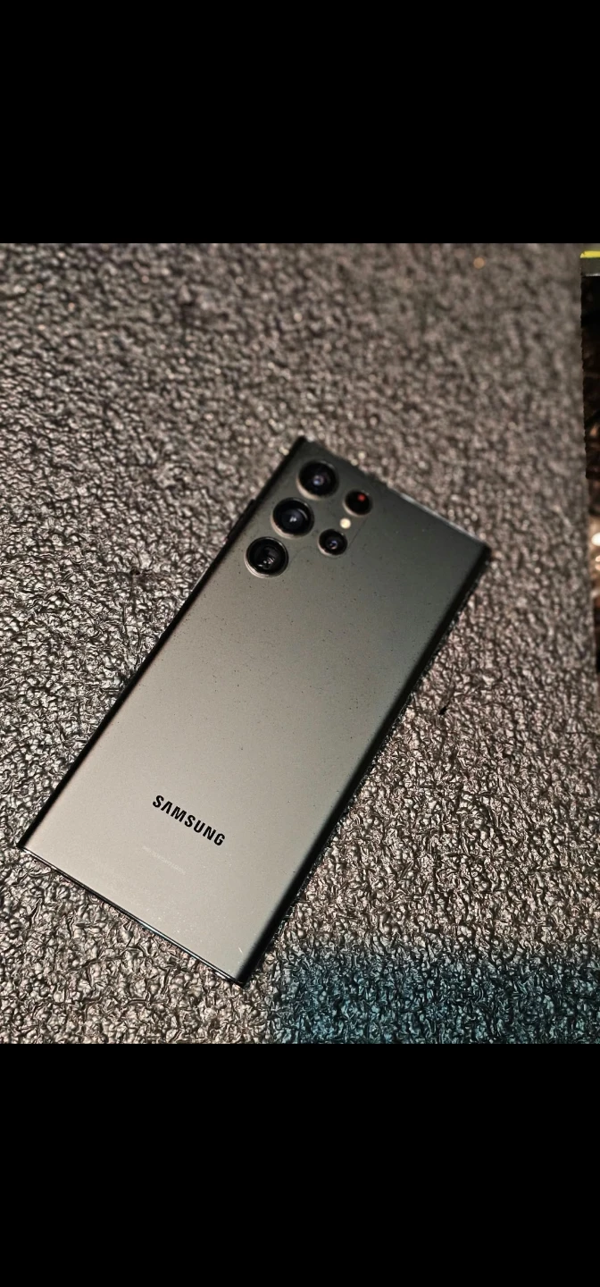 Samsung Galaxy S22 Ultra  128 G - photo 3