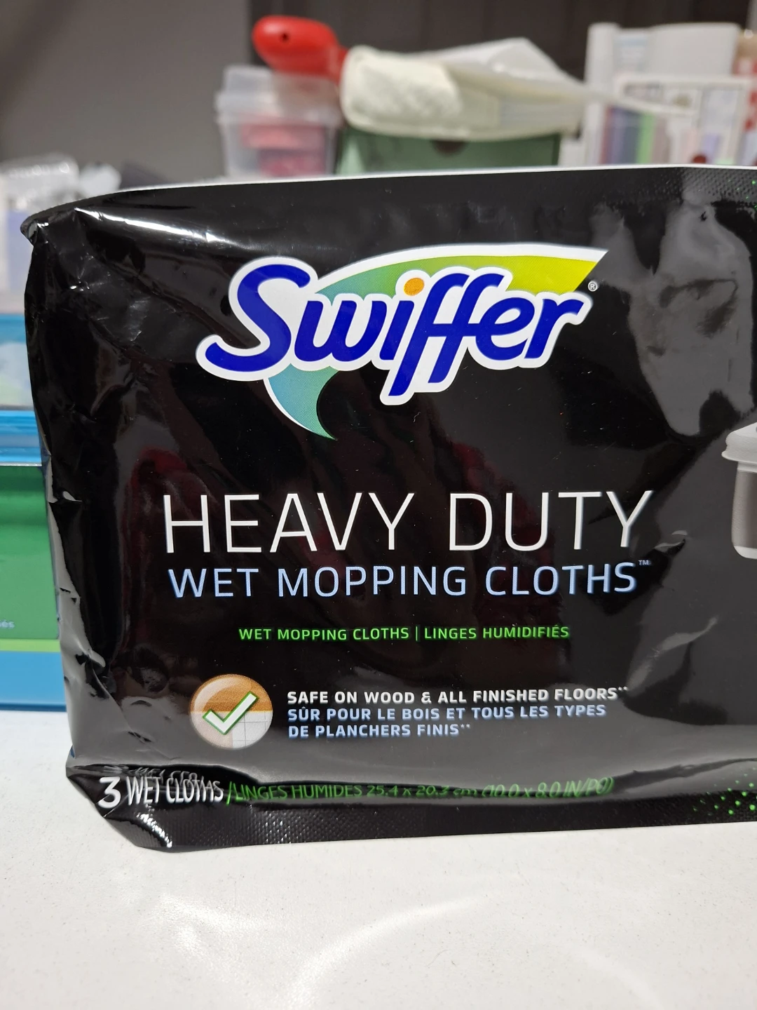 Tub of Swiffer wet sheets + sample pack of heavy duty sheets - photo 4