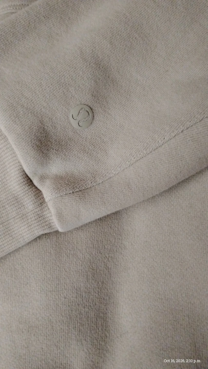 Lululemon Beige Hoodie - photo 2