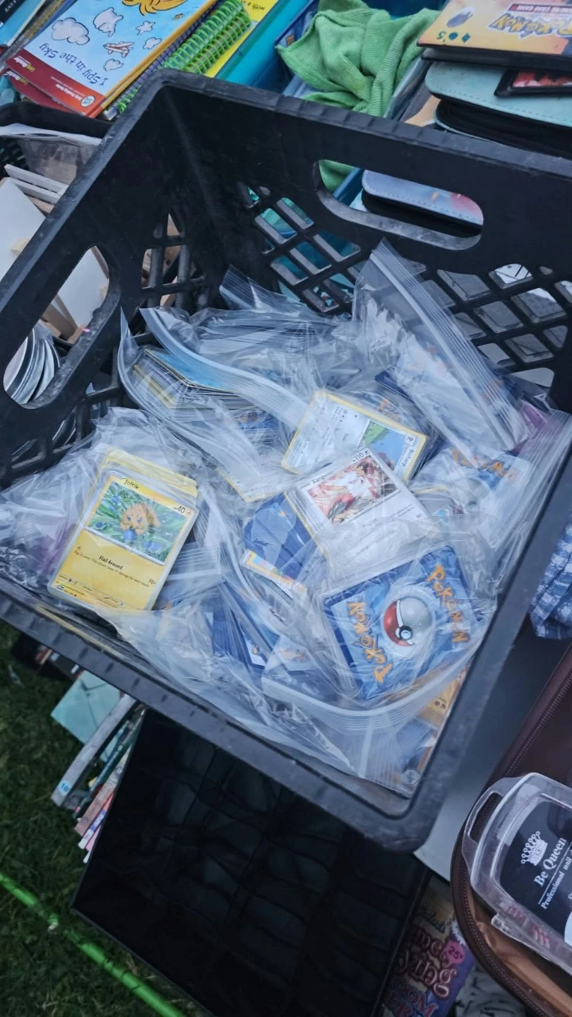 Large Collection of Assorted Pokémon Trading Cards