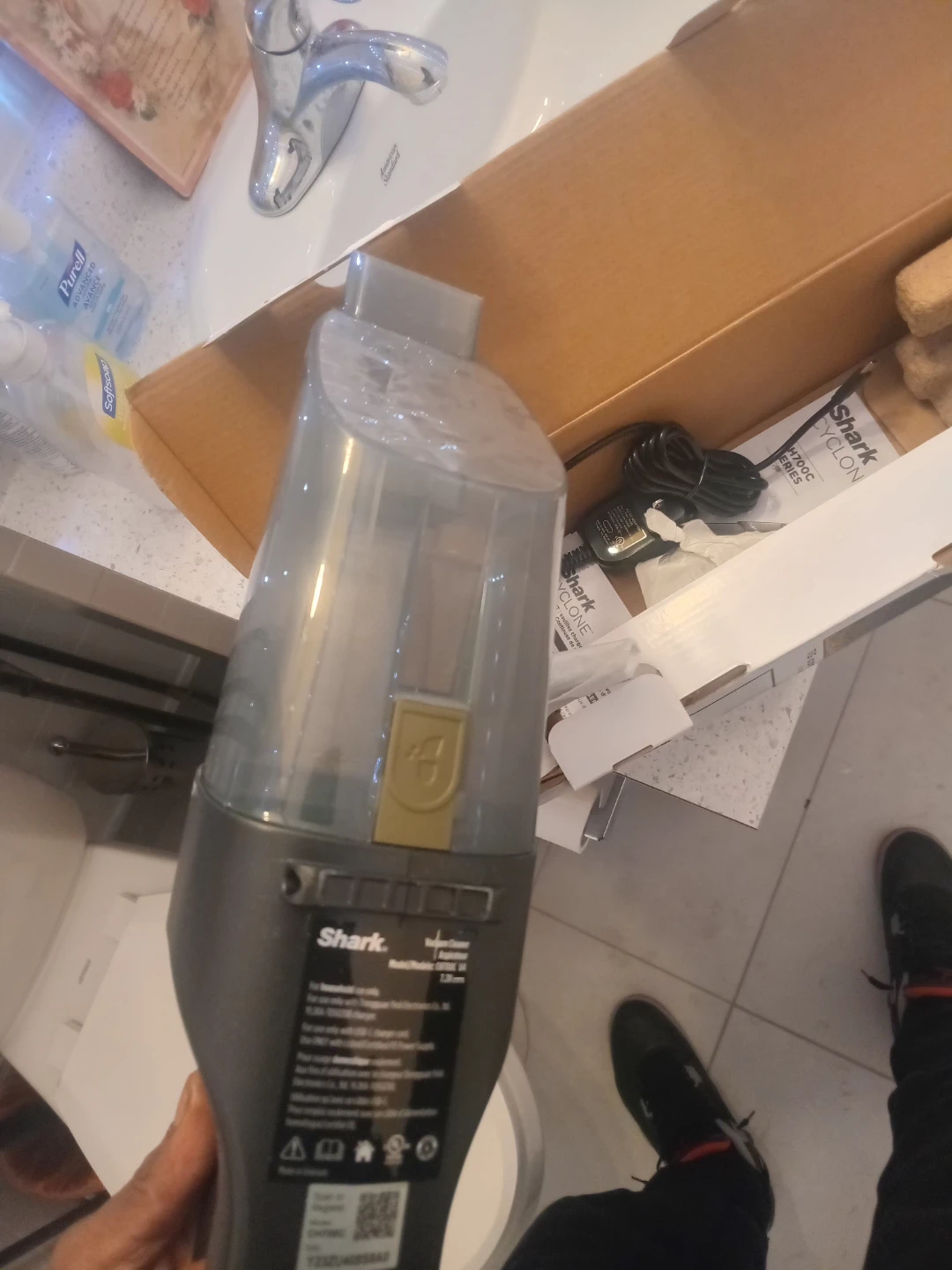 Shark® Cyclone Handheld Vacuum - photo 3
