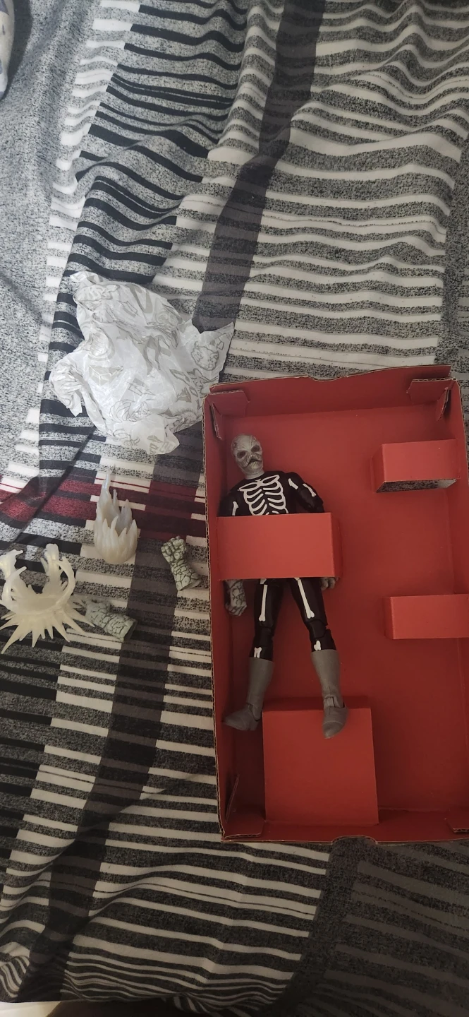Power Rangers x Cobra Kai Lightning Collection Skeleputty - photo 5