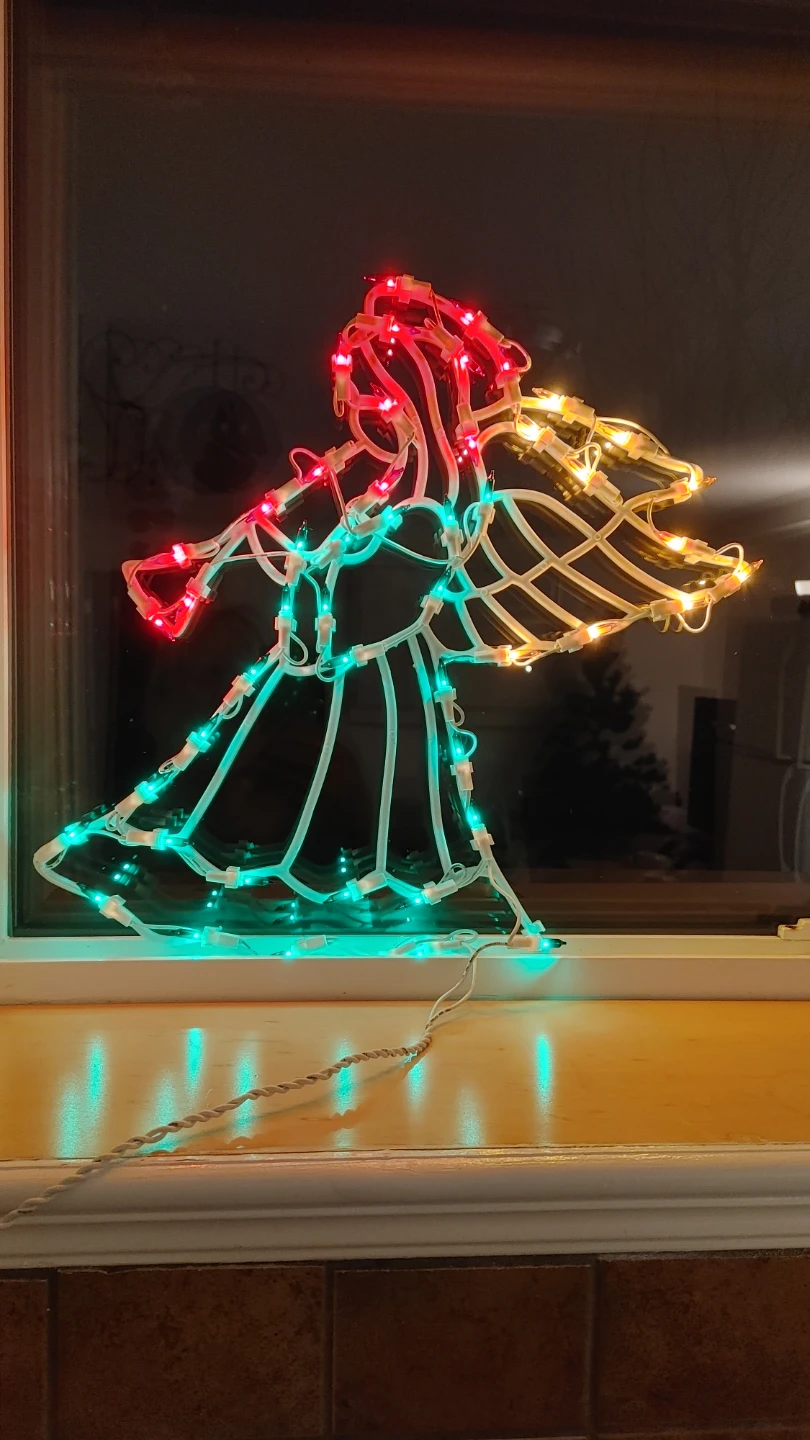 Light-up Angel Window Decoration