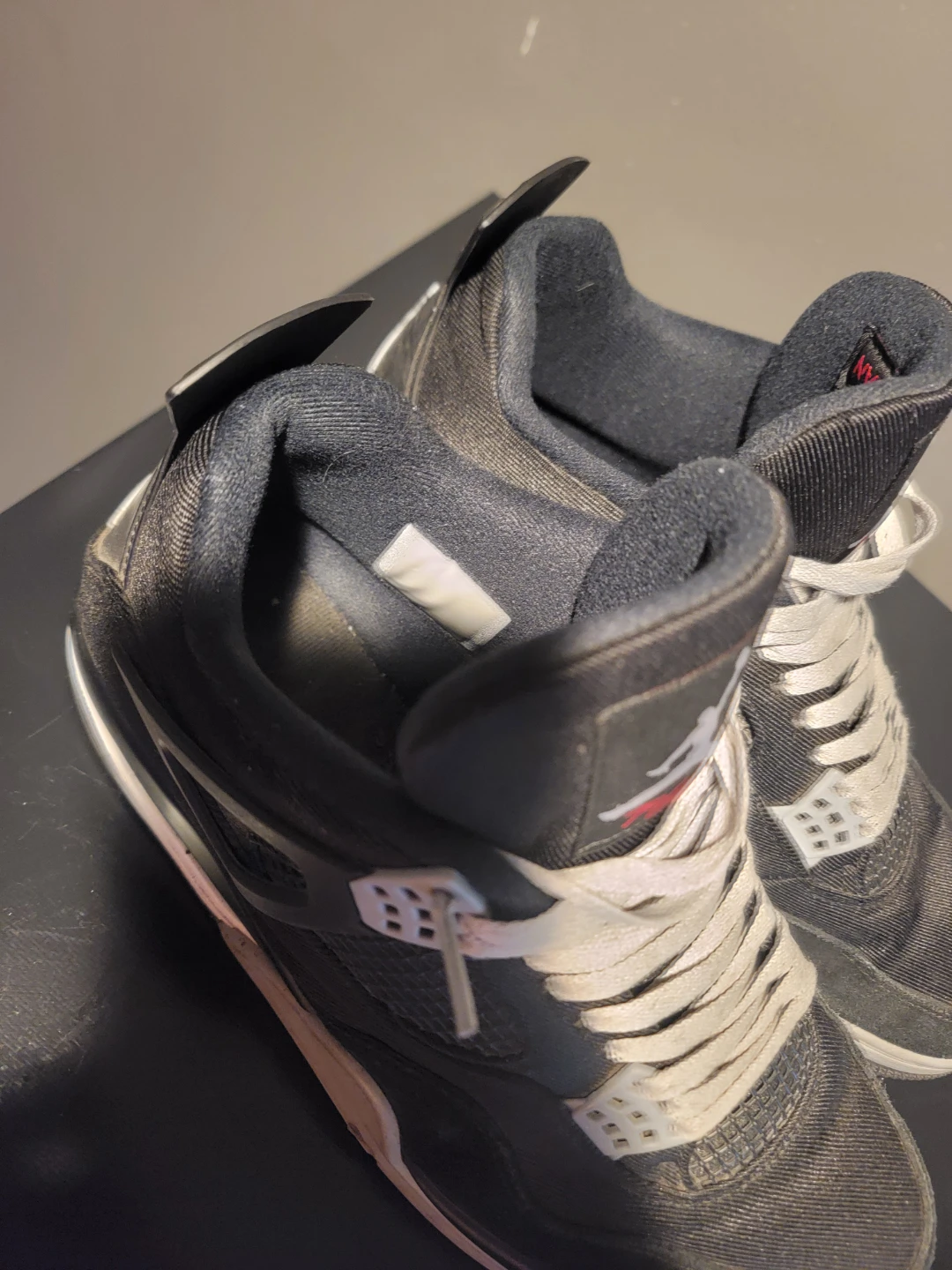Air Jordan 4 Retro Sneakers - photo 3