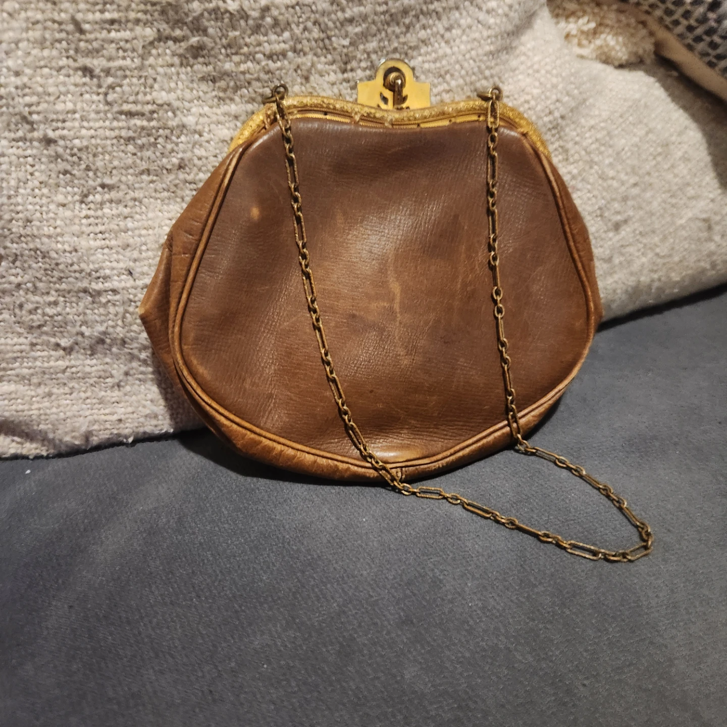 Vintage Countess Maritza Leather Handbag - photo 3