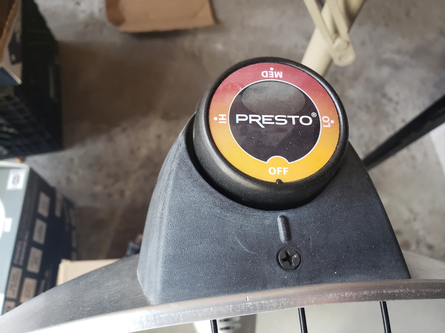 Presto HeatDish Plus Footlight Parabolic Heater - photo 4