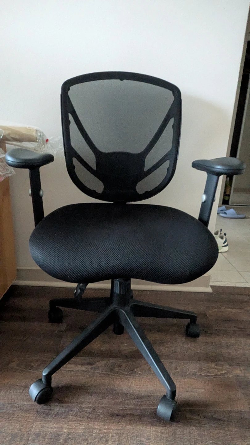 Black Ergonomic Mesh Office Chair - photo 2