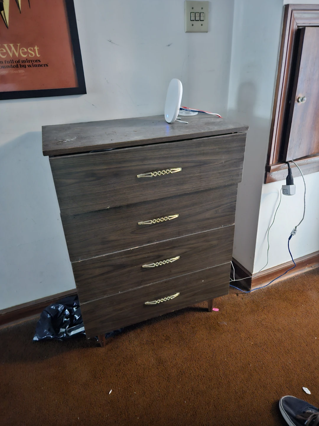 Mid-century style 4-drawer dresser
